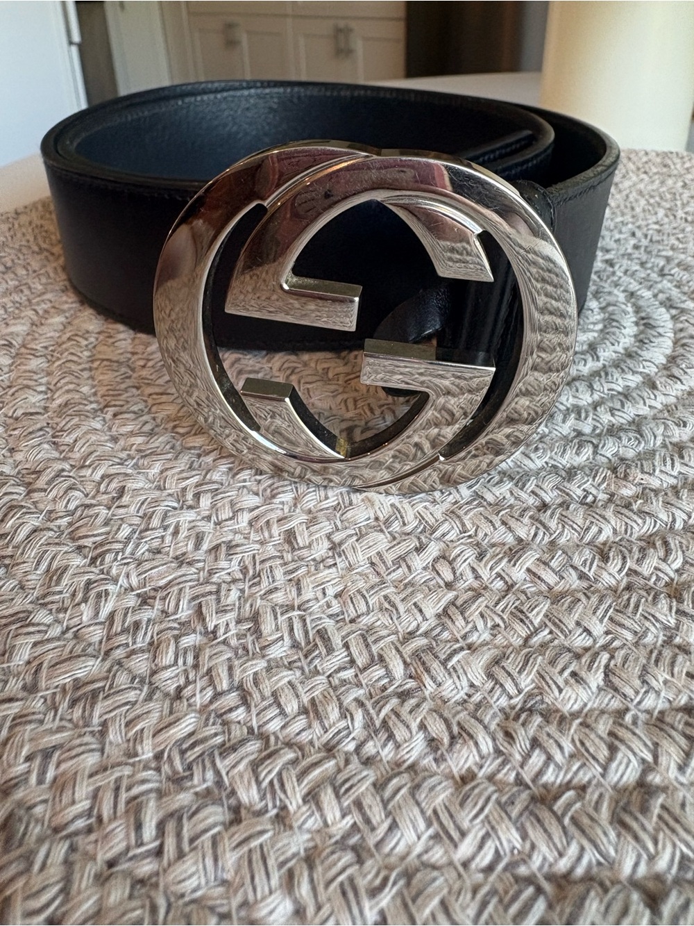 Gucci Black Leather Men's Belt with Silver Double G Buckle